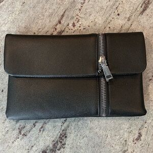 SIMPLY NOELLE Black Crossbody Shoulder Bag Purse Silver Zipper Accent